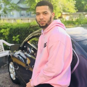 Meet your Posher, Celso